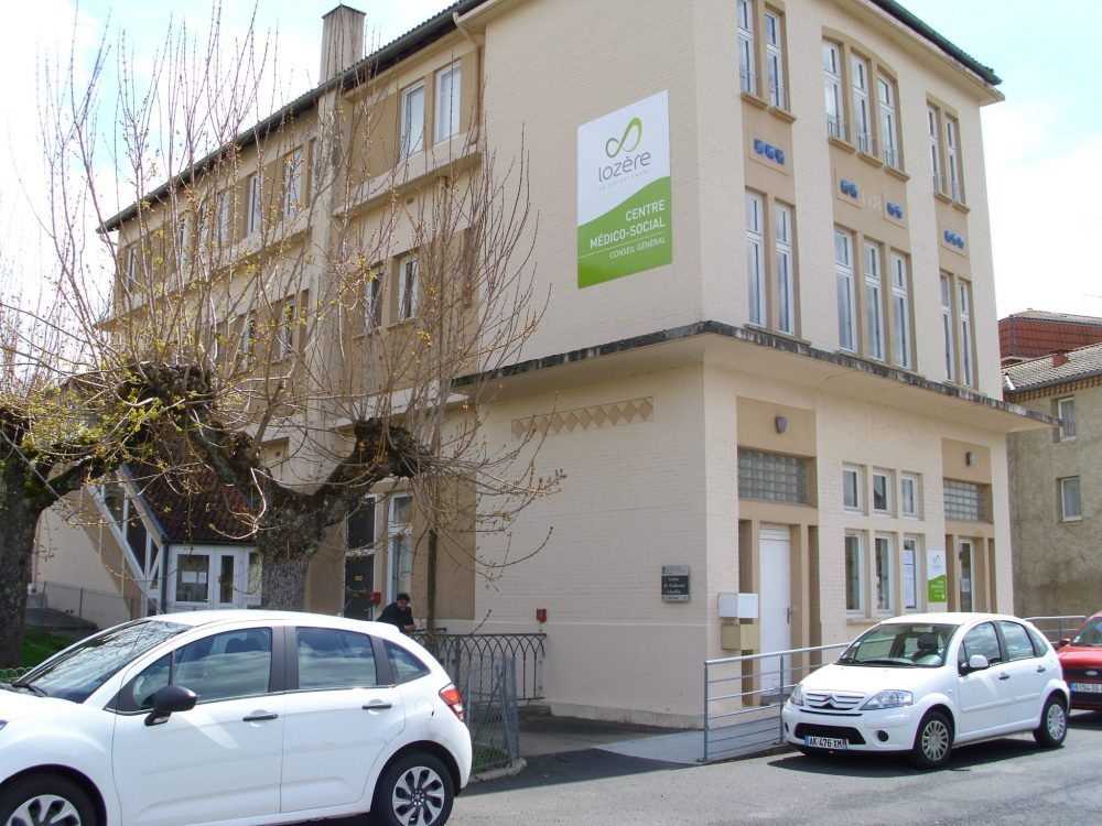 Vue du bâtiment du Centre Médico Psychologique enfants de Langogne